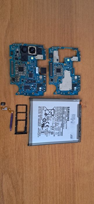 Запчасти на samsung A30s, A51, realme c11