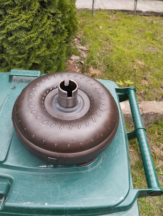 Турбіна гідротрансформатор АКП  БМВ е60 520і  2004р. Бу.