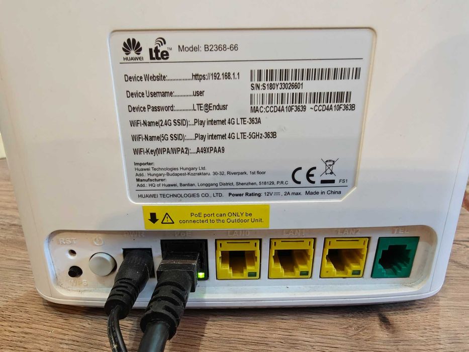 Huawei B2368-66 LTE – Router z anteną zewnętrzną, zestaw