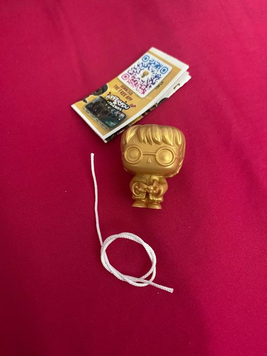 Figurka *złoty Harry Potter*