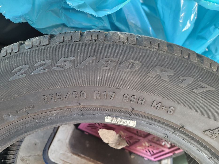 Pirelli Sottozero 225/60 r17 RunFlat x 4