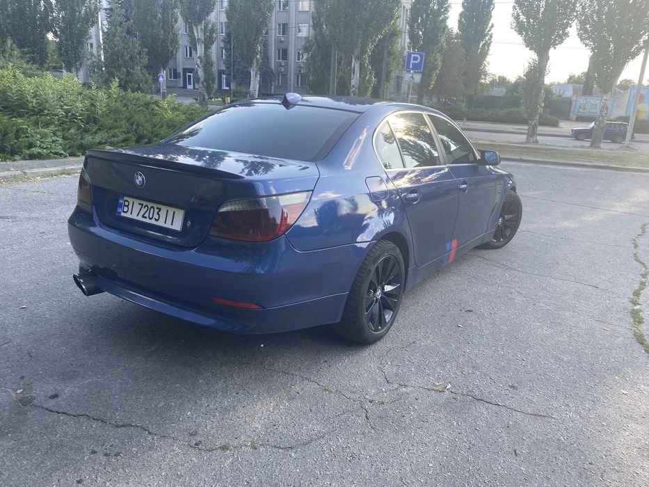 Продам Bmw 523i e60