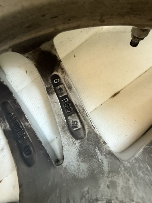 Felgi aluminiowe Dezent ET 44 7jx17” 5x 115 Opel Astra Insignia