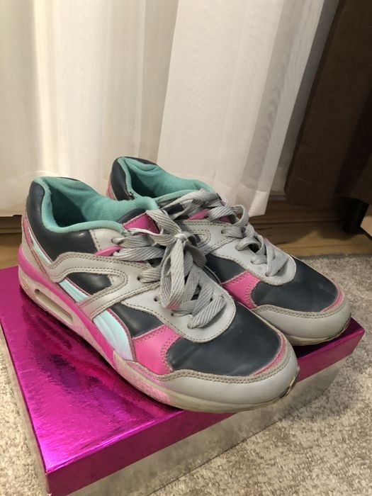 Кросівки кросовки шкіряні