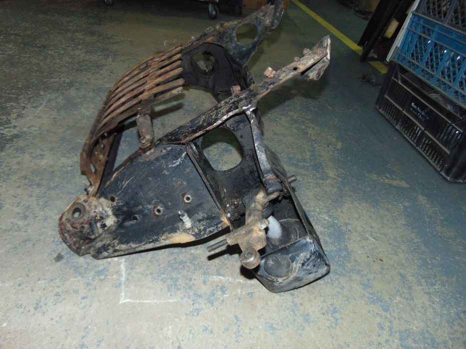 Mini 1000 charriot da frente " usado em bom estado