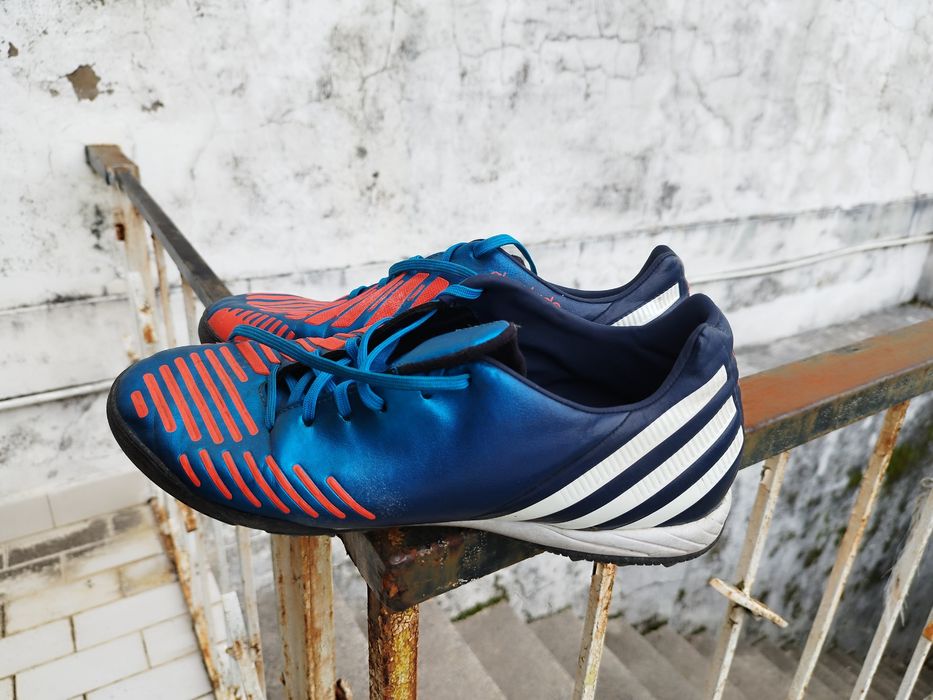 Vendo chuteiras absolado indoor 43