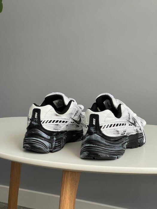 Кросівки Nike Initiator White Black Custom (36-40) жіночі Найк