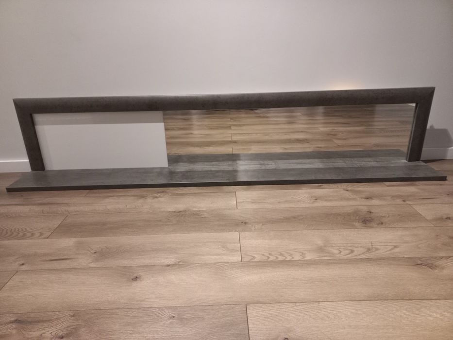 Półka wisząca z lustrem stan idealny