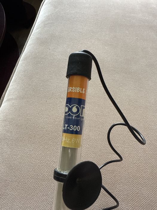 Світло для акваріуму.