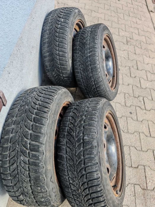 4x koła zimowe 205/55 R16 4x100 60,1 felgi stalowe