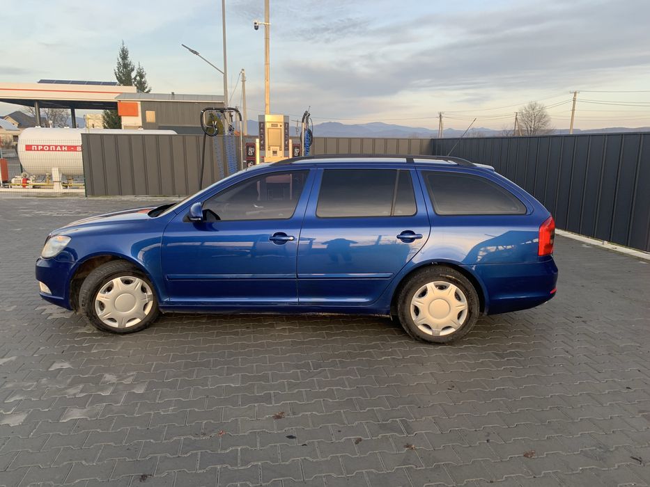 Продам надійне і хороше авто марки Шкода Октавія А5 рестайлінг.