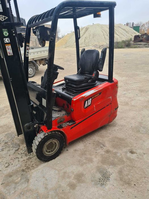 Wózek widłowy elektryczny