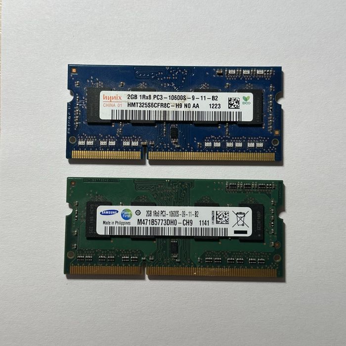 Оперативна пам'ять DDR3 2GB (дві планки) / RAM 2x2GB PC3-10600S