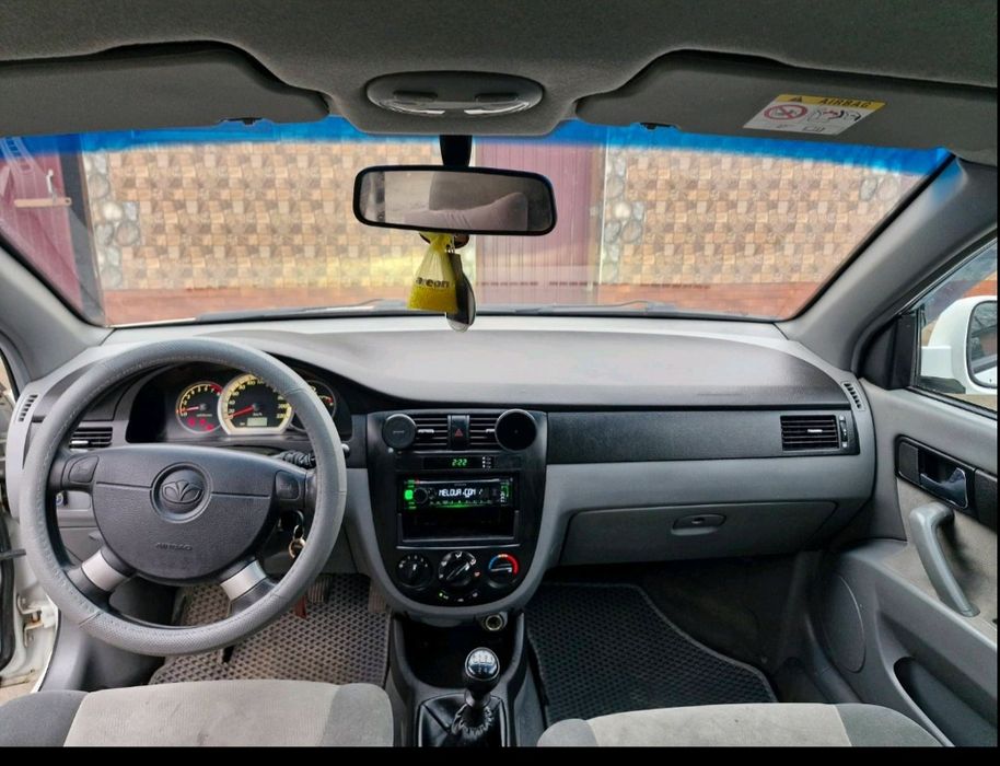 Здам в оренду автомобіль