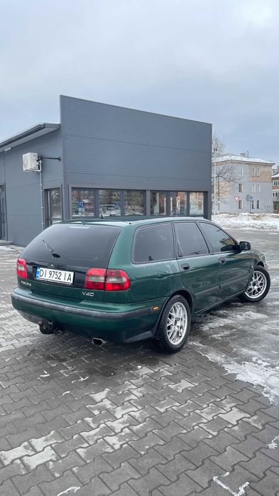 Volvo V40 1.8 Газ/бензин