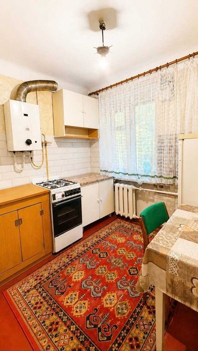 Продаж 2- к квартири в центрі Рівного( проспект Миру)
