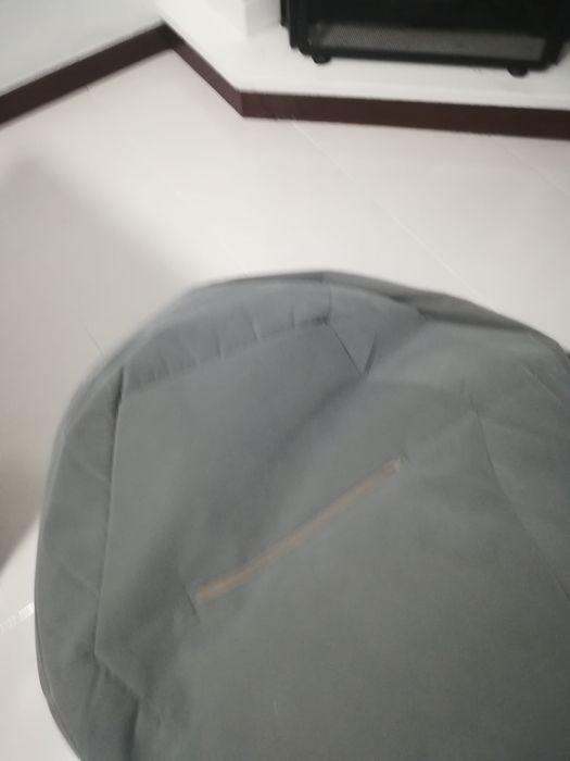 Puff em pele de pêssego