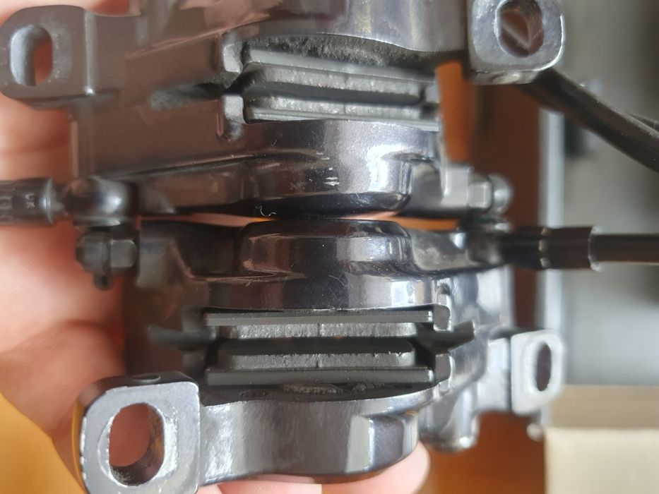 Hamulce Shimano XT 8100 komplet  P+T