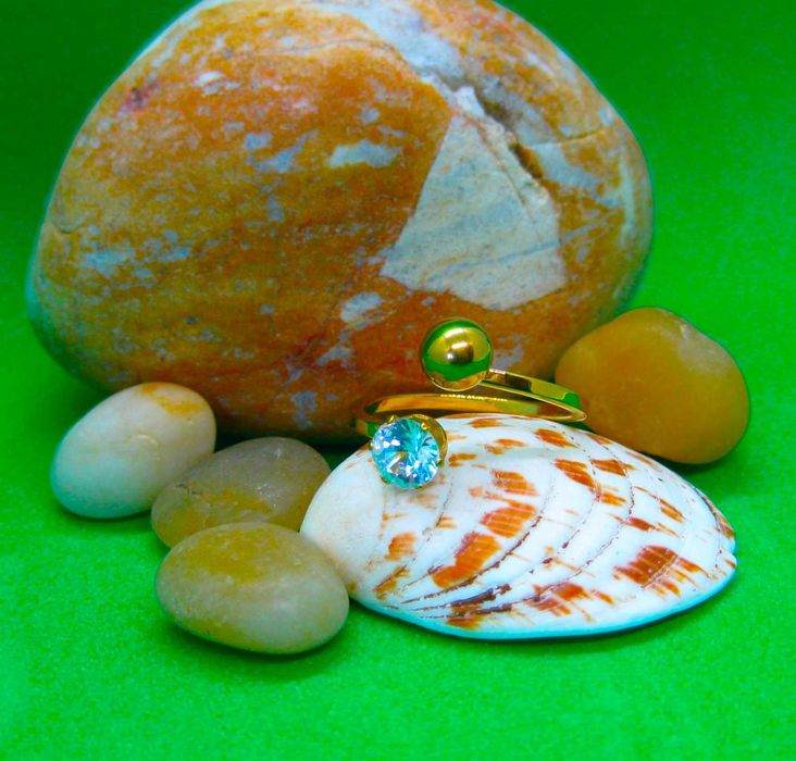 Anel Solitario Aço Dourado NOVO - Saldo