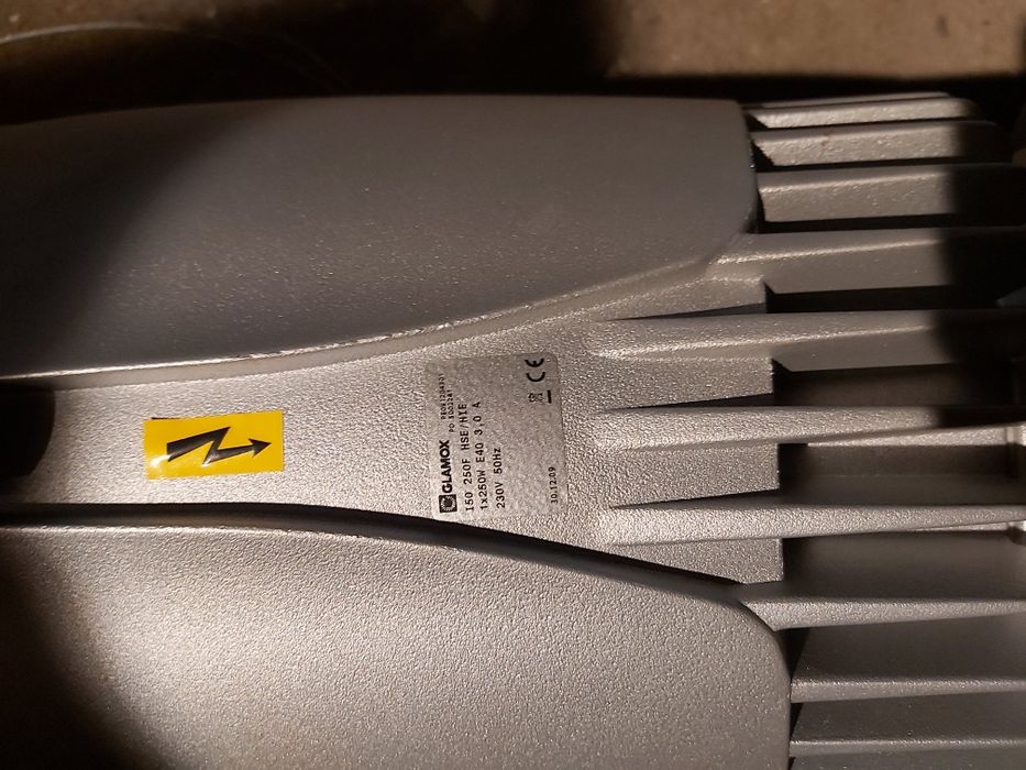 Lampa przemysłowa loft industrialna firmowa glamox