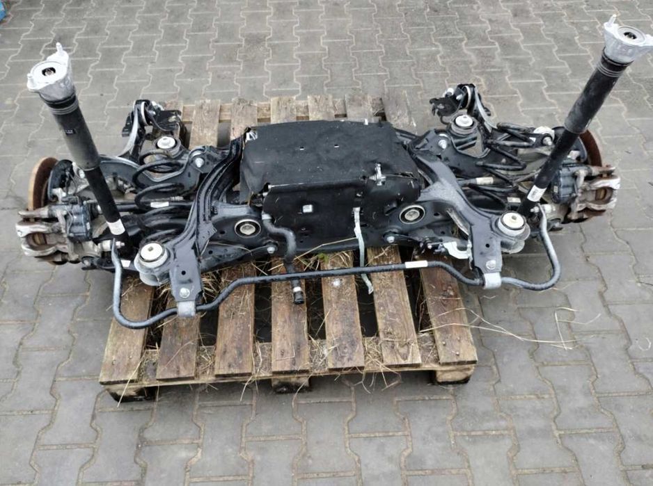 Підвіска Mercedes EQB X243 W243 передня або задня підрамник разборка