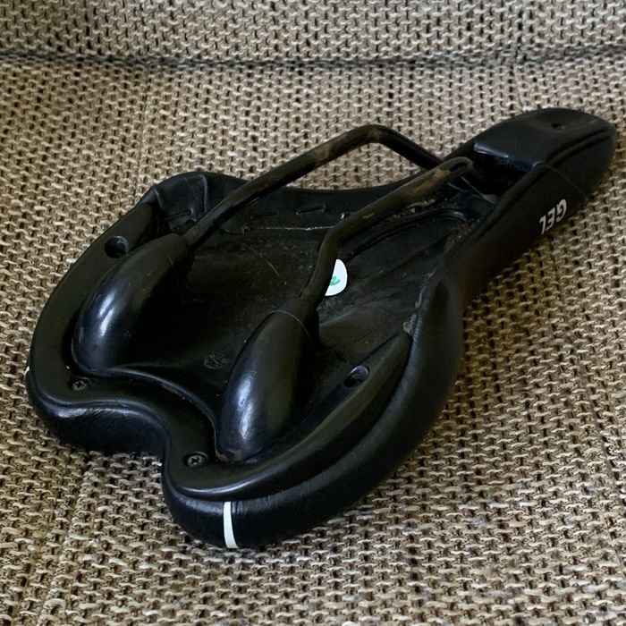 Siodełko rowerowe DDK Gel Żelowe