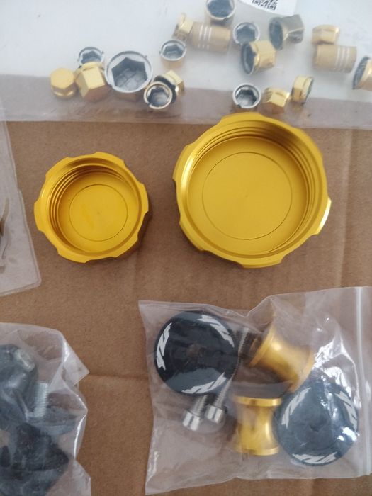 Vários acessórios mota Yamaha R1