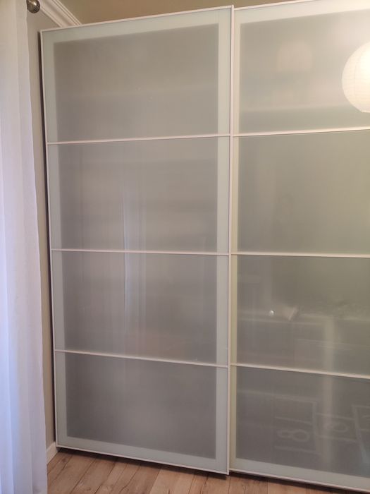 PORTAS roupeiro Pax IKEA ( APENAS as portas)