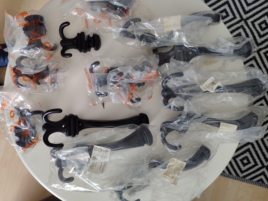 Крючки-вешалки с бронзы,дюрали