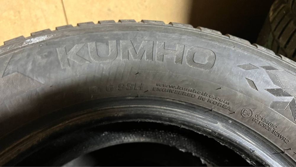 Комплект зимової гуми 215/65/16 Kumho 2022 рік