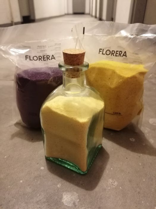 Velas e areia decorativa Ikea