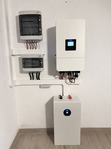 Instalacja fotowoltaiczna z magazynem energii 16kWh