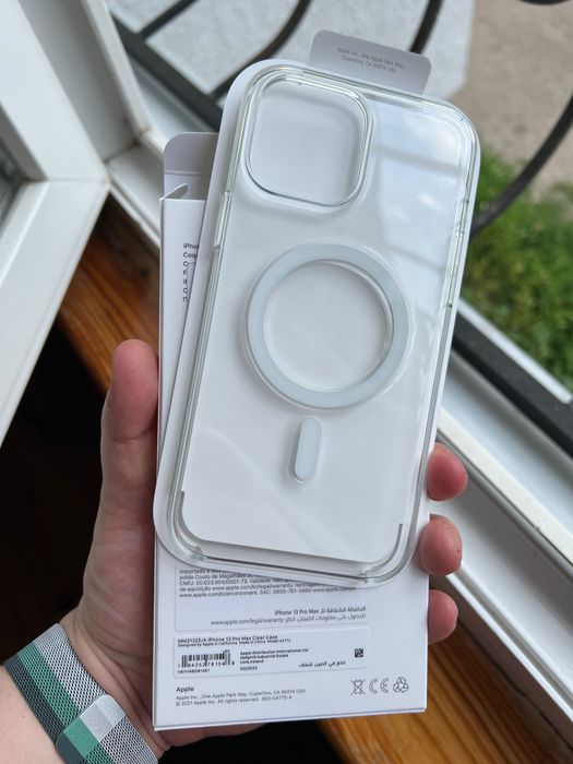 Оригинальный прозрачный чехол Clear Case iPhone Magsafe анимация