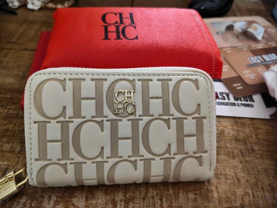 Porta chaves de fecho Carolina Herrera