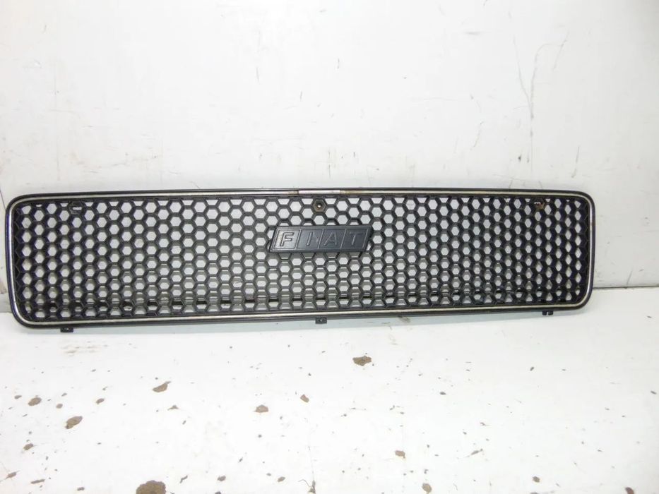 Fiat 127 grelha " nova de stock antigo