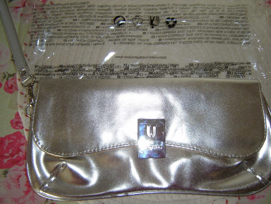 Torebka kopertówka damska srebrna nowa -tanio!