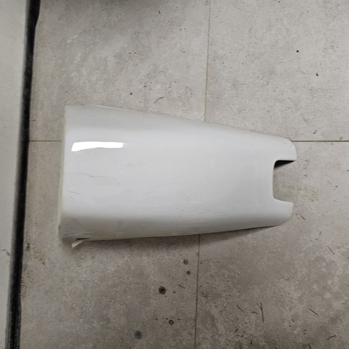 Pisuar VIGOUR one, do montażu / na budowę