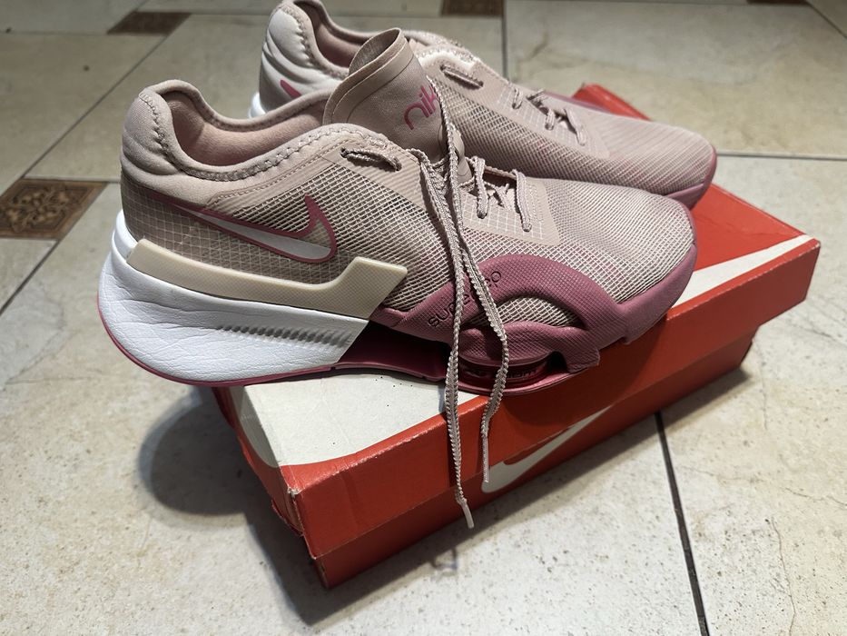 Кросівки Nike Air Zoom SuperRep 3
