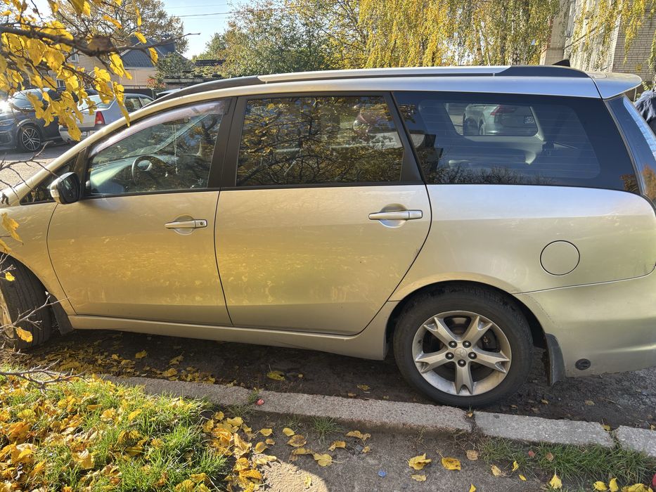 Mitsubishi Grandis