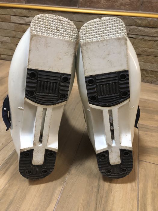 Лижні чоботи черевики, лыжные ботинки LOWA 42 розмір