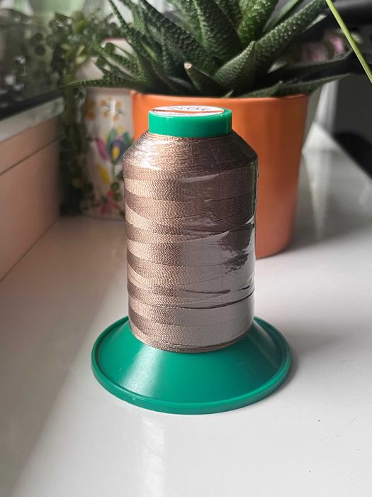 Nici Tytan 60E / 1000m Ariadna mocne różne kolory 10 szt.