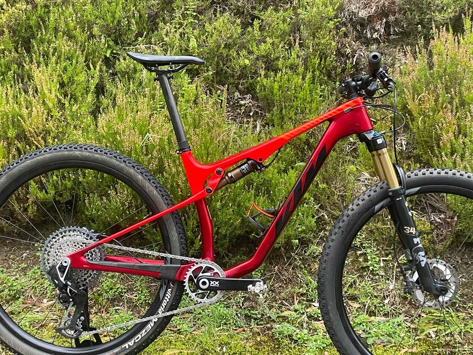 Bicicleta KTM Scarp MT Prime Carbono