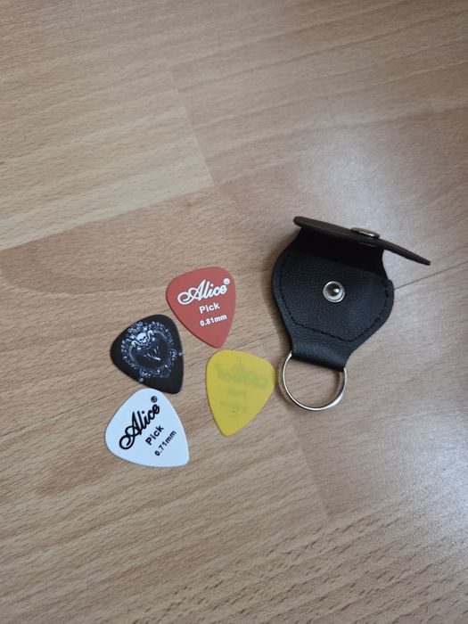 Sprzedam gitarę elektroakustyczną  Tekamine  GD71CE--NAT stan idealny