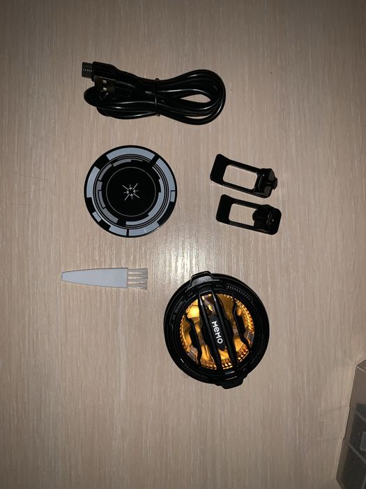 Магнітний охолоджувач-кулер для телефонів та планшетів.