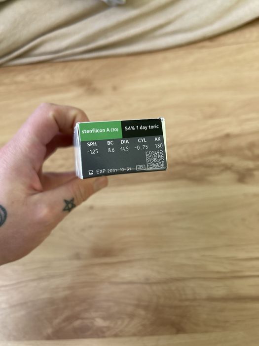 Soczewki iWear Harmony CooperVision sfera -1,25, cylinder -0,75 os 180