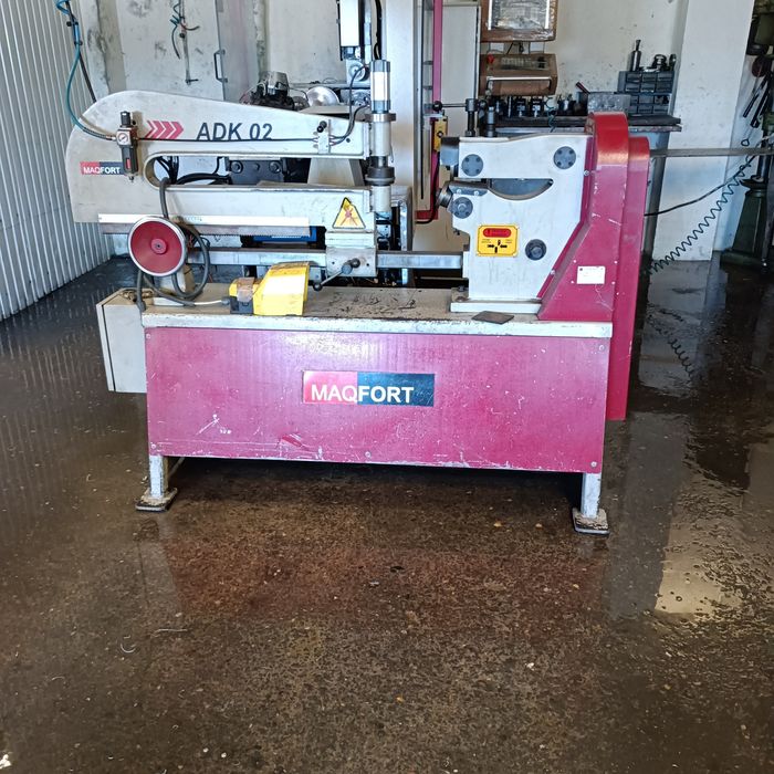 Tesoura circular raio 900