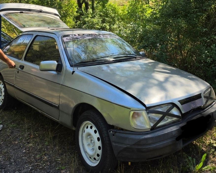 Авто Форд Сіерра