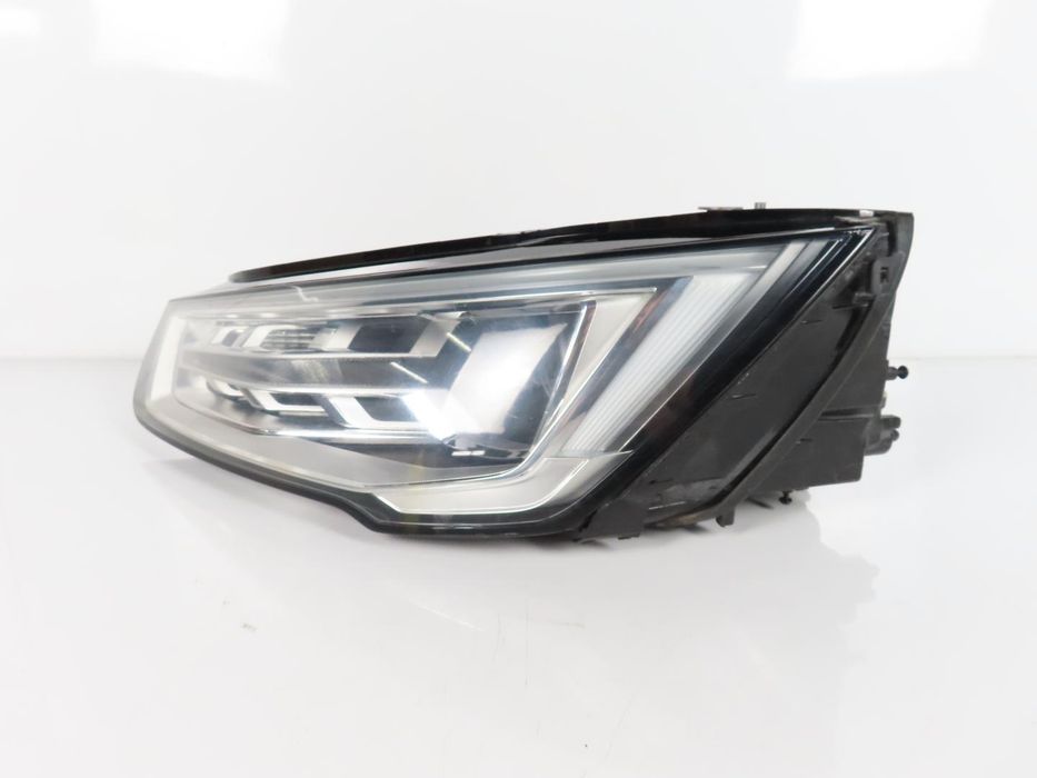 Farol Xenon Audi A1 Ref: 8Xa941005 2010 - 2025
