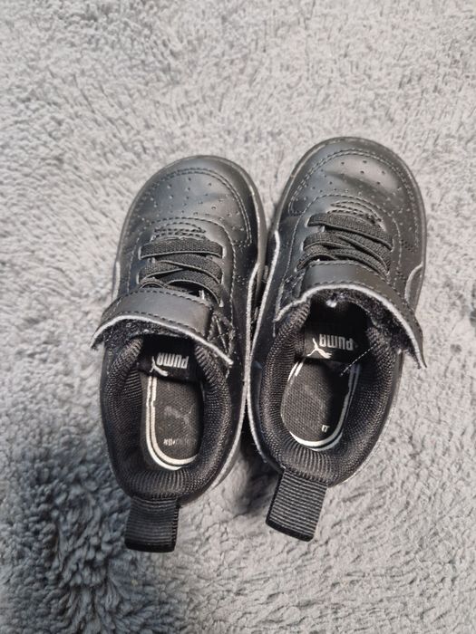 Buty dzieciece Puma rozm.22 14cm