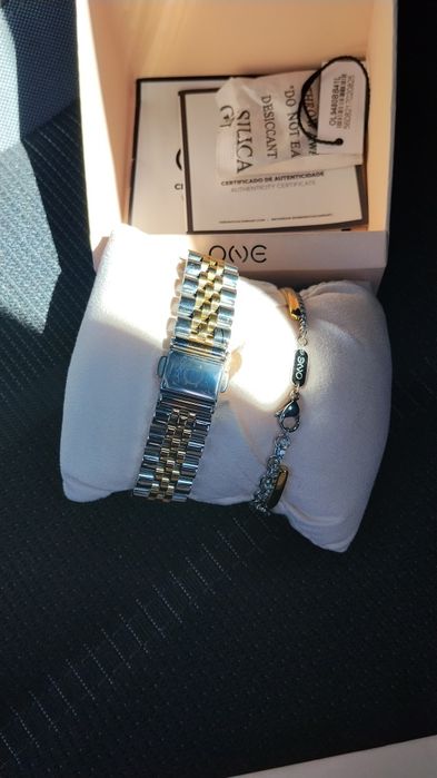 Relógio One novo com pulseiras